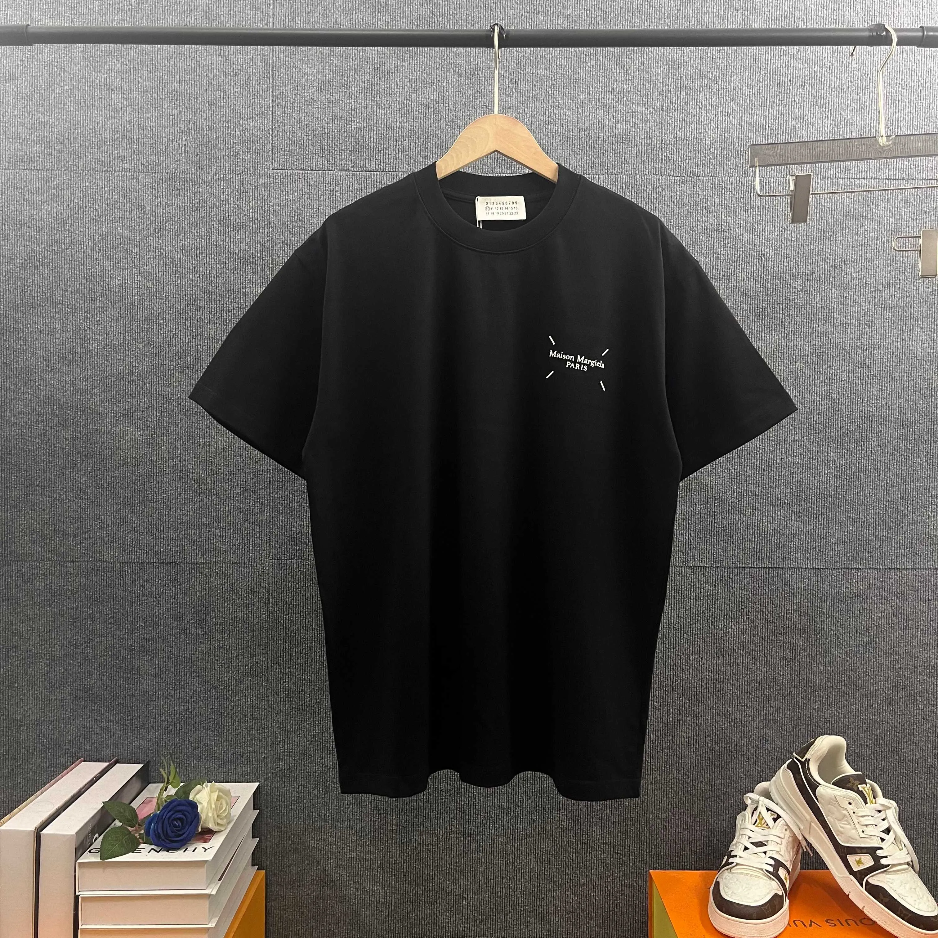 MM 6* * 2026 New Arrival M 6 logo + T Same Style. ：White Black Size： S （90-130 ） M （120-150 ） L （140-165 ） XL （160-180 ） XXL （180-210 ）